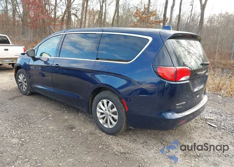 2017 Chrysler Pacifica Touring z USA, uszkodzony, nr VIN 2C4RC1DG5HR513029